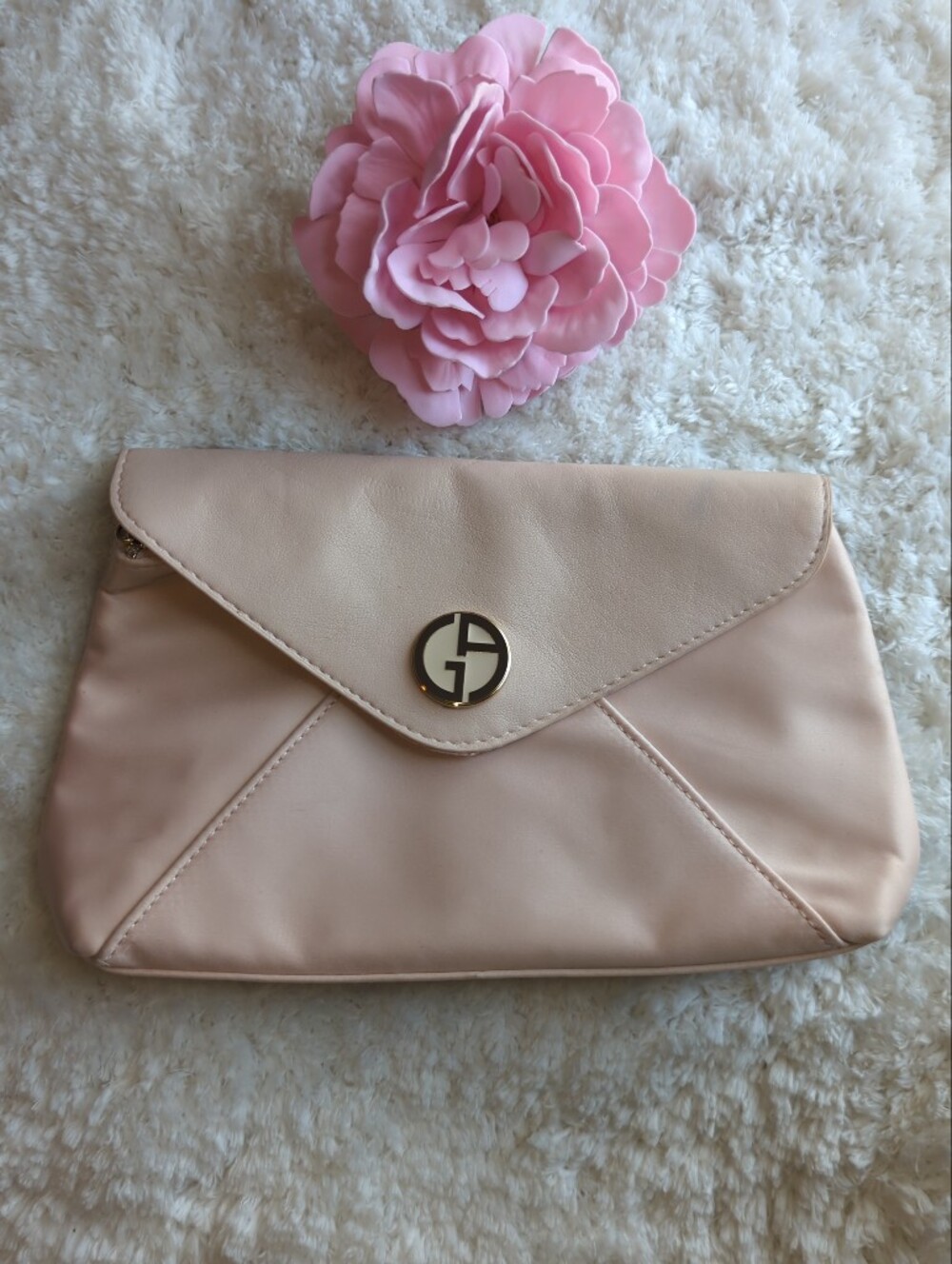 Giorgio Armani Pale Pink Envelope Clutch Gold Logo Makeup Cosmetic Travel Bag